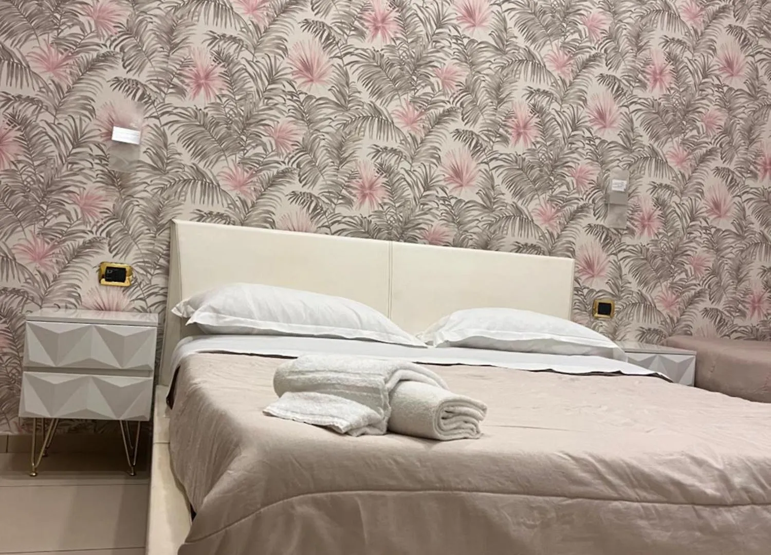 Hotel Ocea contacts